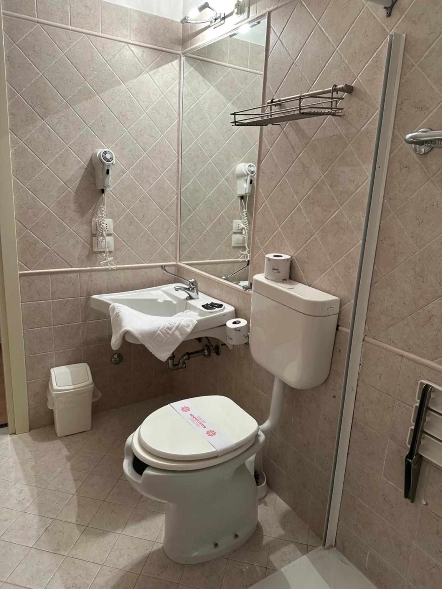 Nauthotel Grado Buitenkant foto