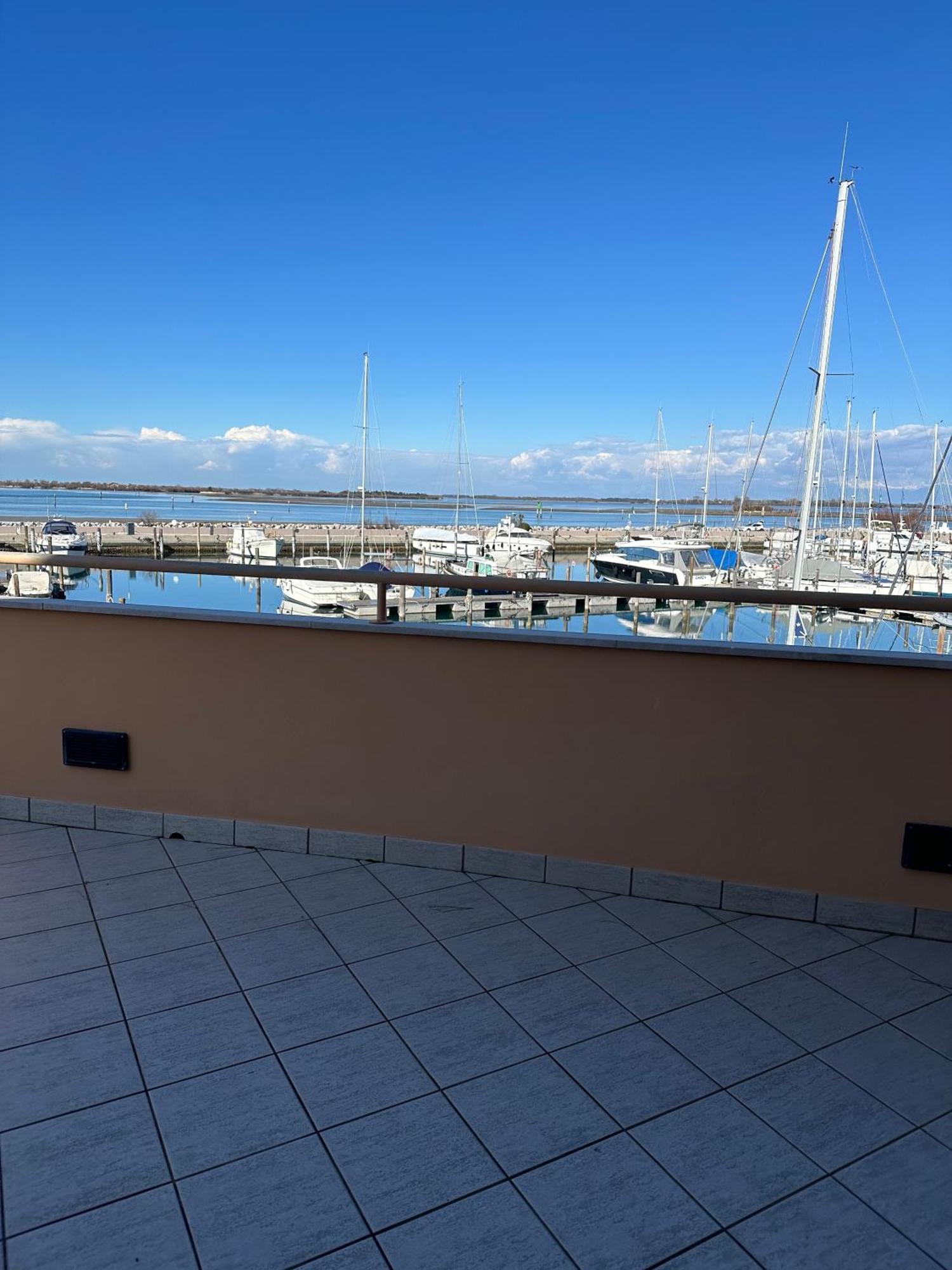 Nauthotel Grado Buitenkant foto