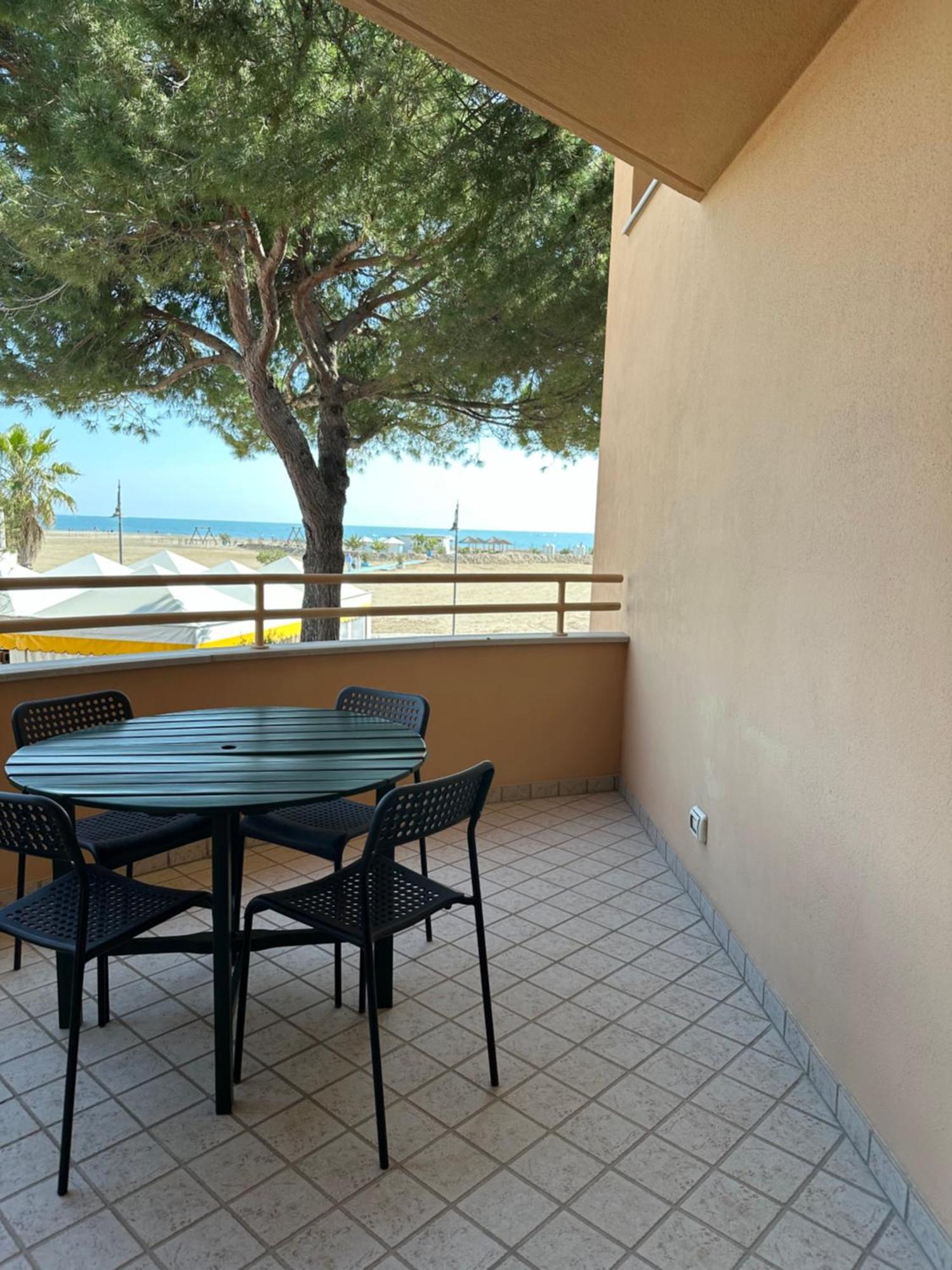 Nauthotel Grado Buitenkant foto