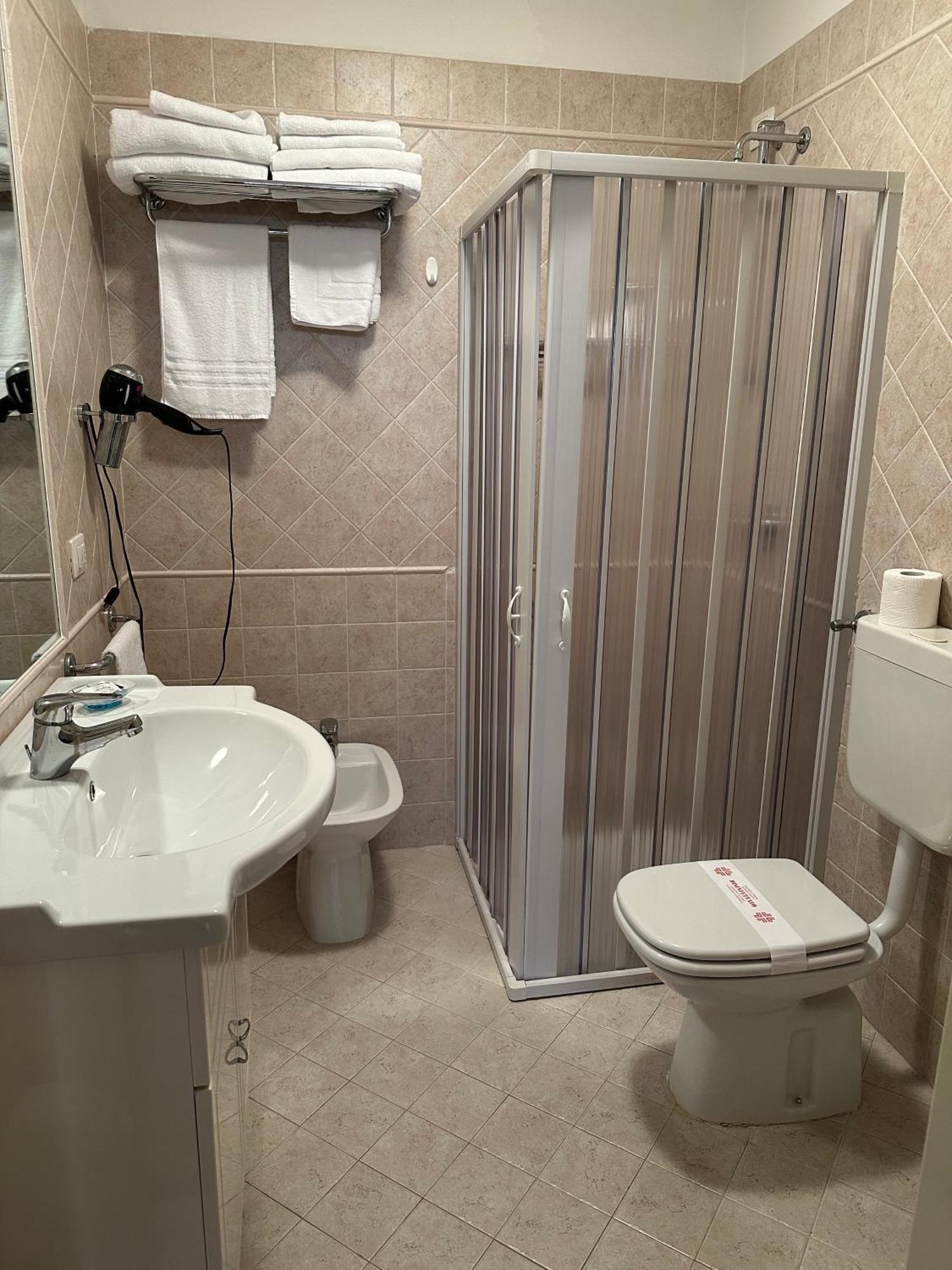 Nauthotel Grado Buitenkant foto