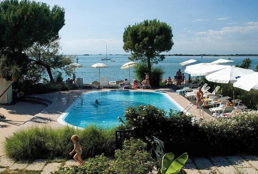 Nauthotel Grado Buitenkant foto